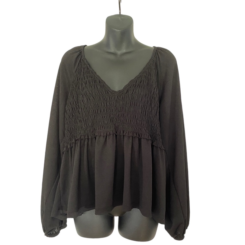 Torrid Black Boho Babydoll Knit Smocked Bodice V-Neck Long Sleeved Crop …